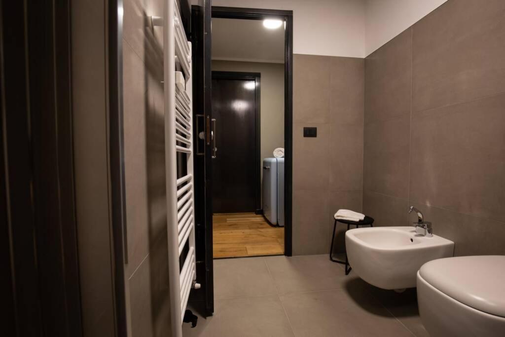 Barolo - Wine Loft Lägenhet Turin Exteriör bild